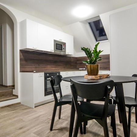 Apartmany Victory Residence Prosecne Exteriér fotografie